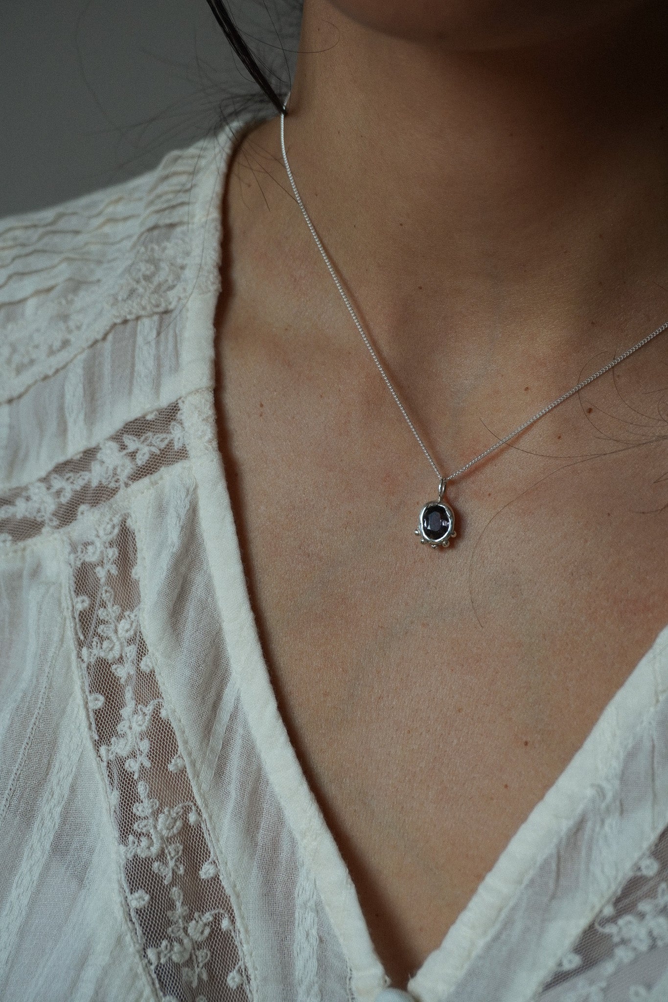 Collar Espinela Oval