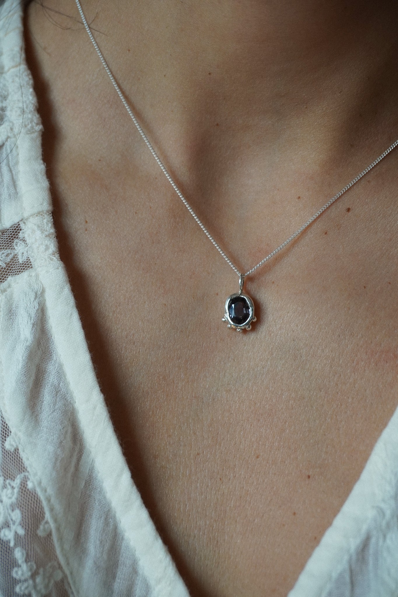 Collar Espinela Oval