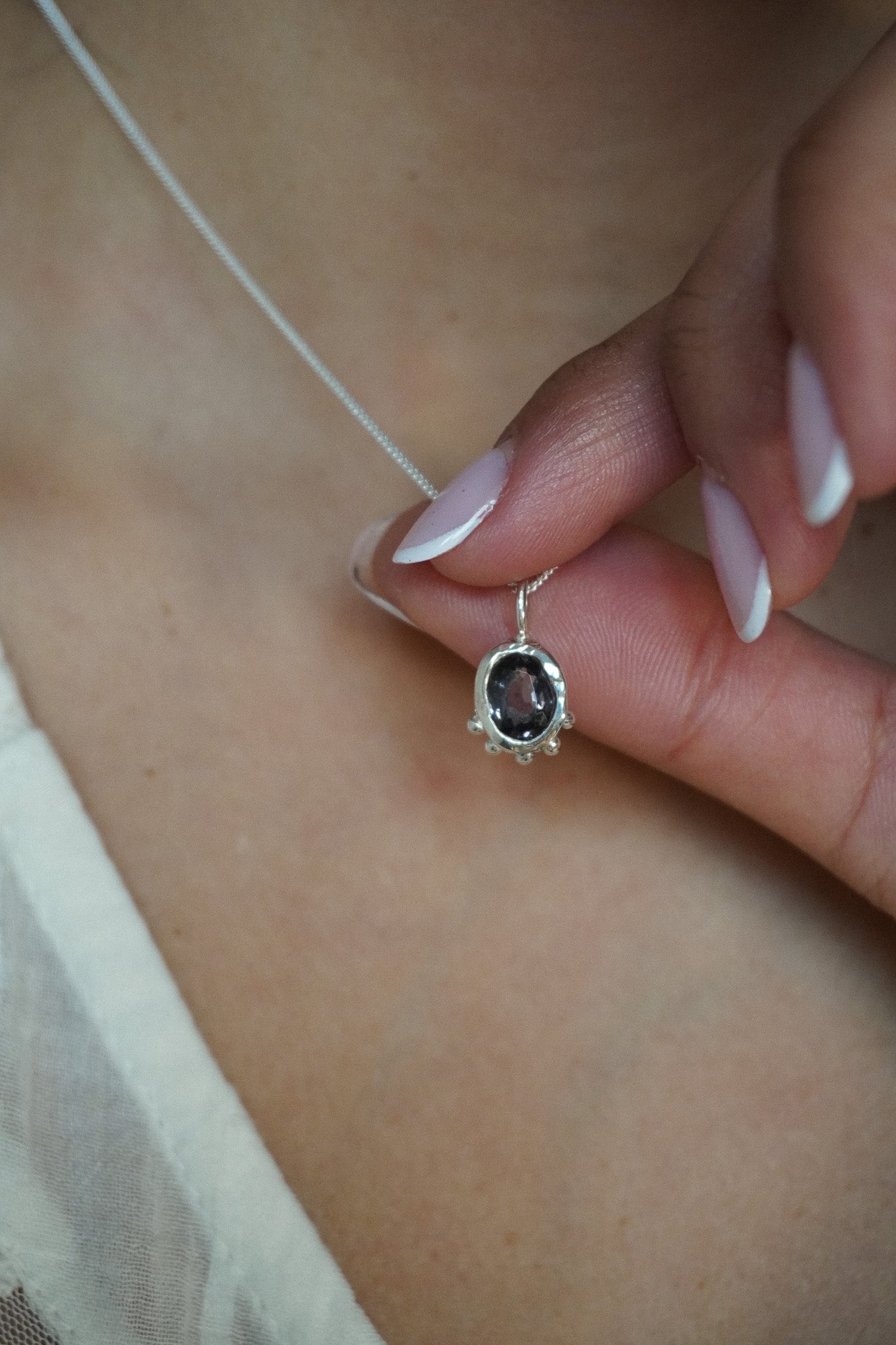 Collar Espinela Oval