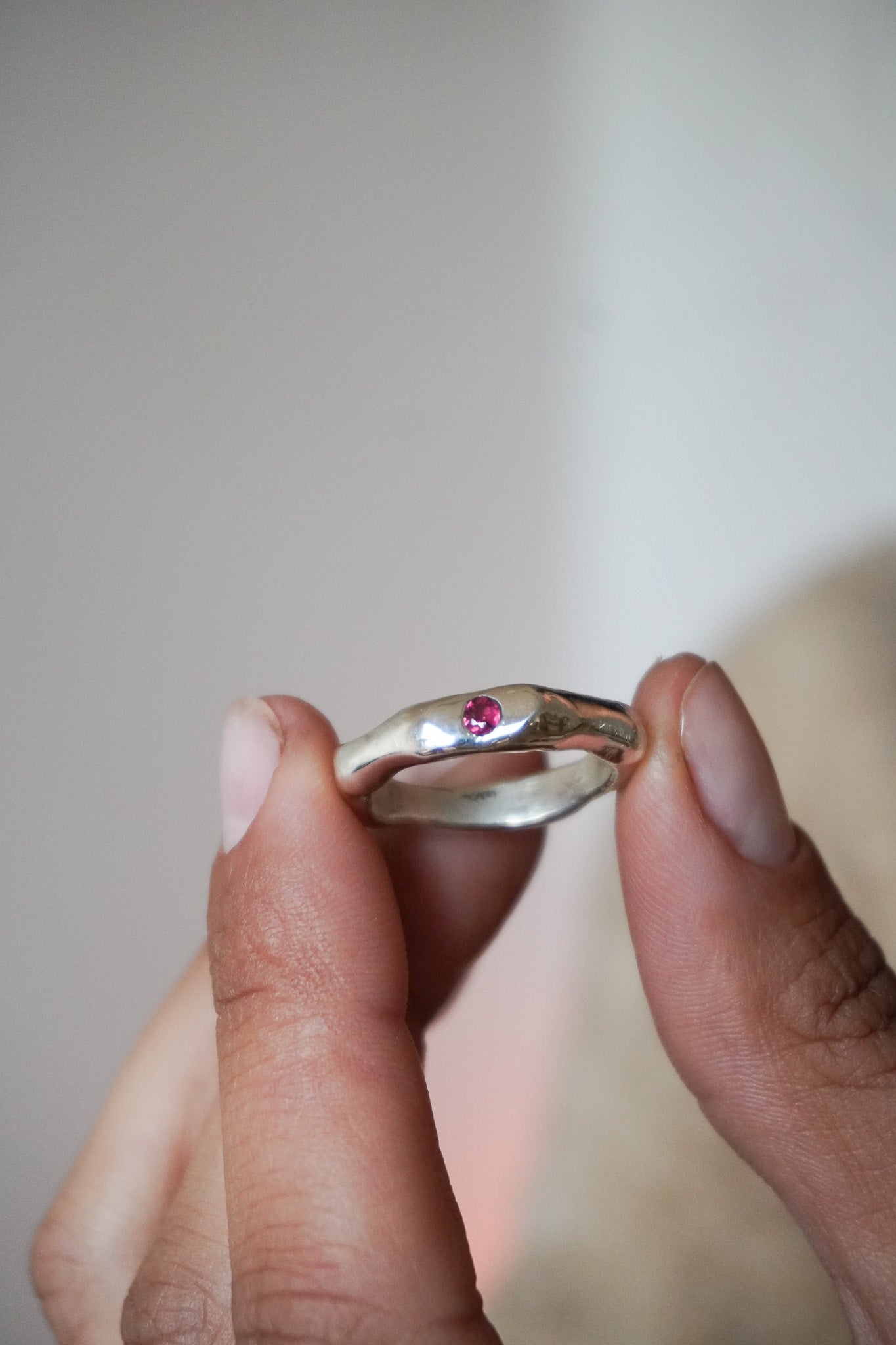 Anillo turmalina rosa