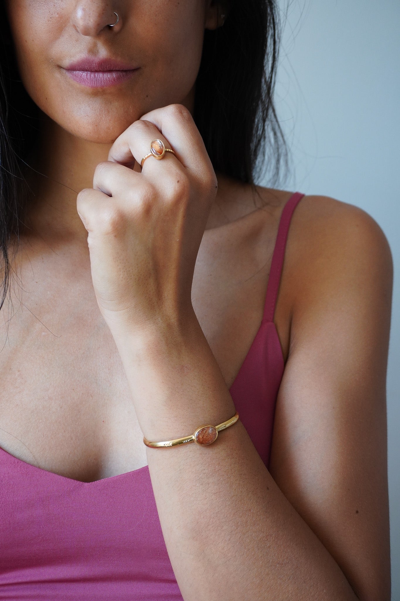 Anillo sunstone TALLA 16 (baño de oro 24k)