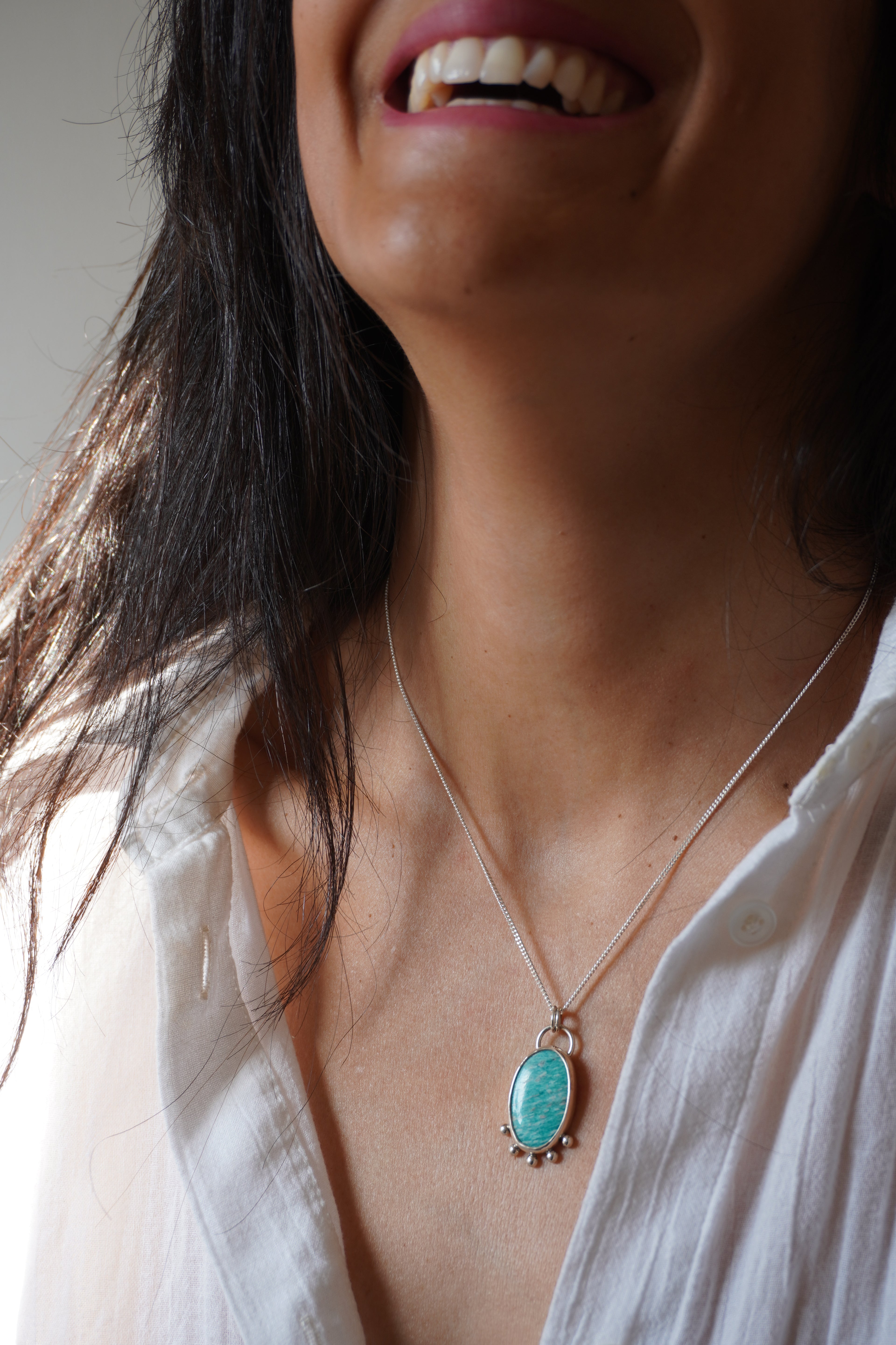 Collar oval amazonita