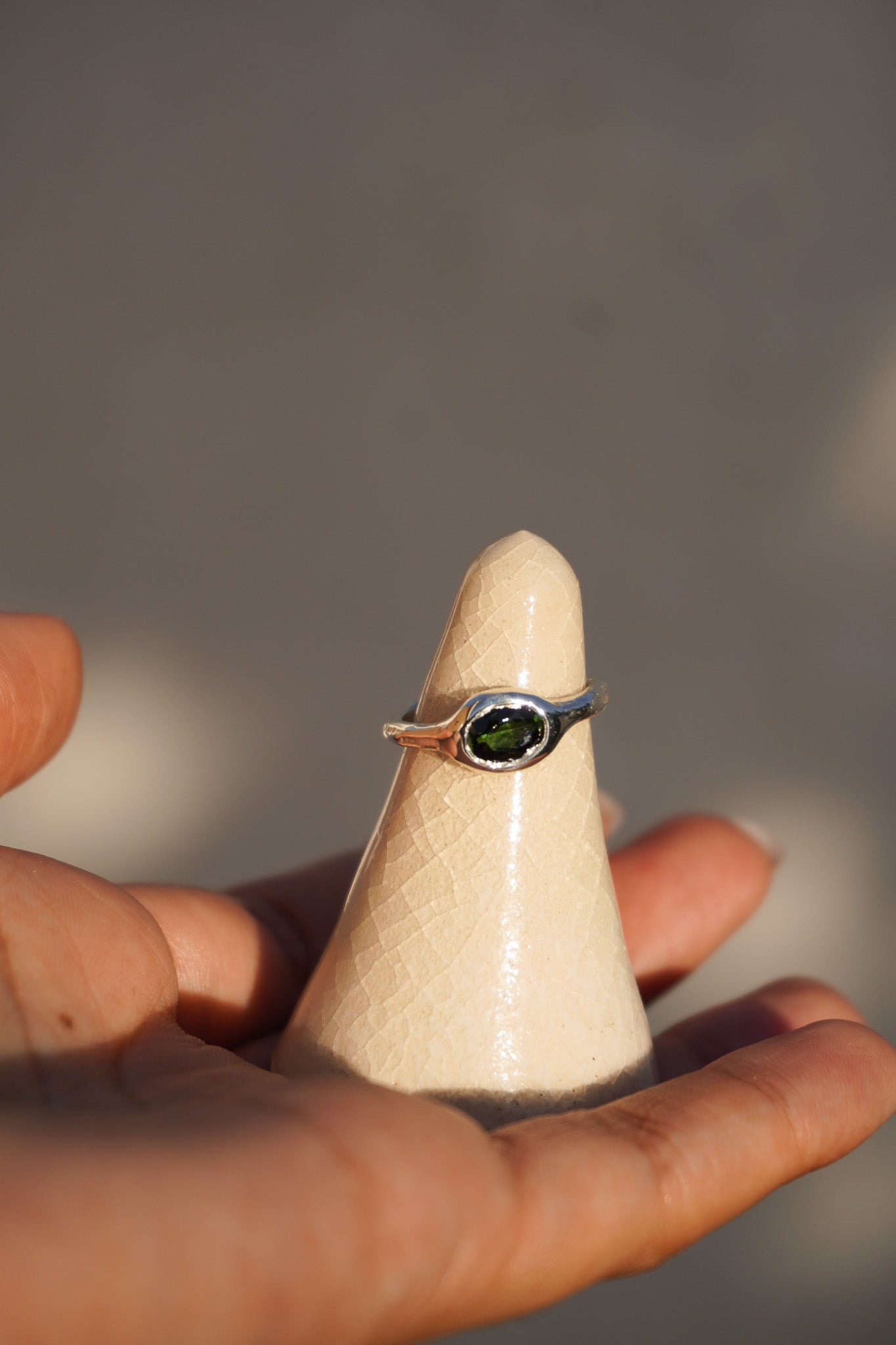 Anillo oval turmalina verde - Talla 13