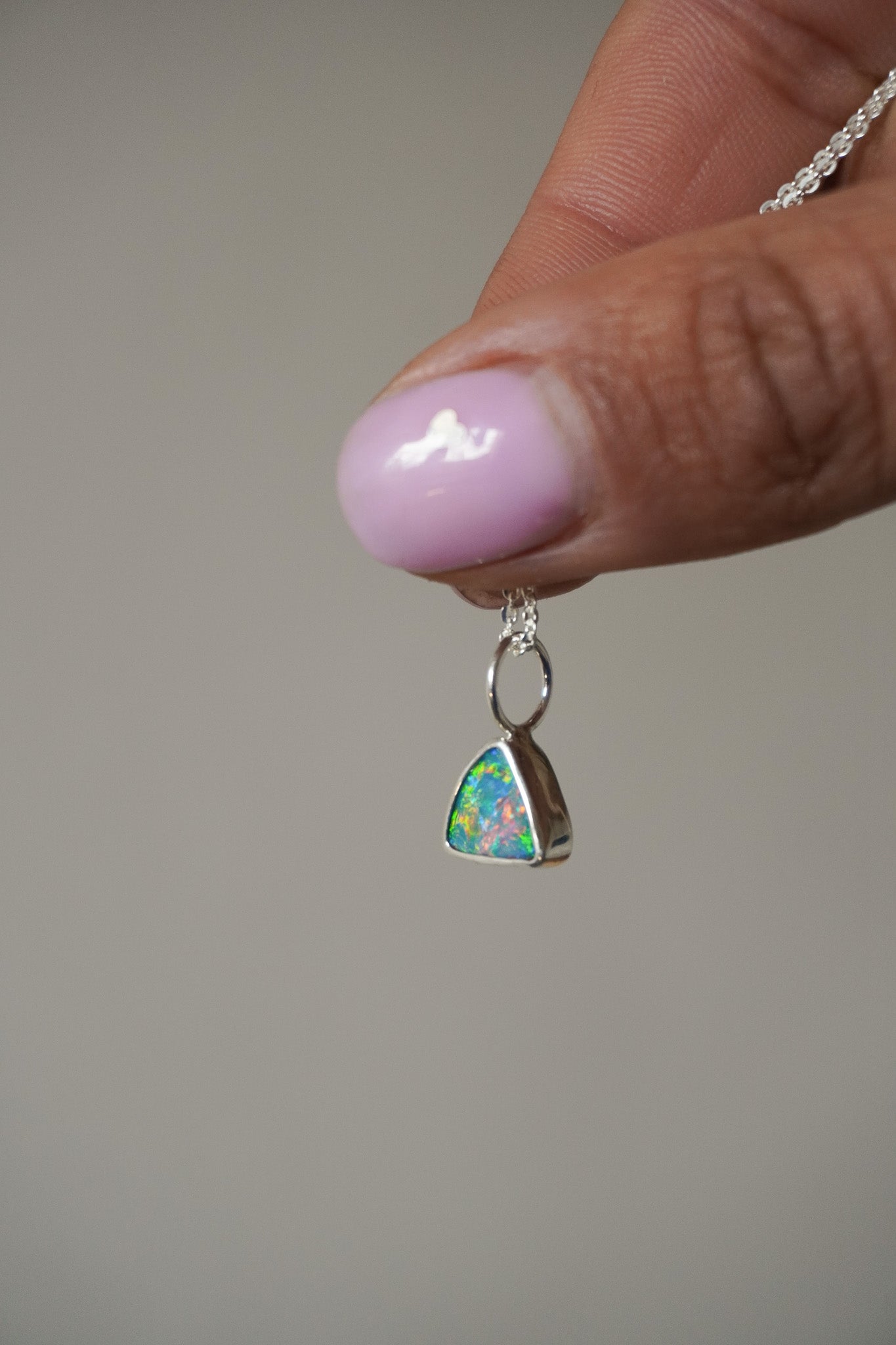 Collar doblete ópalo australiano