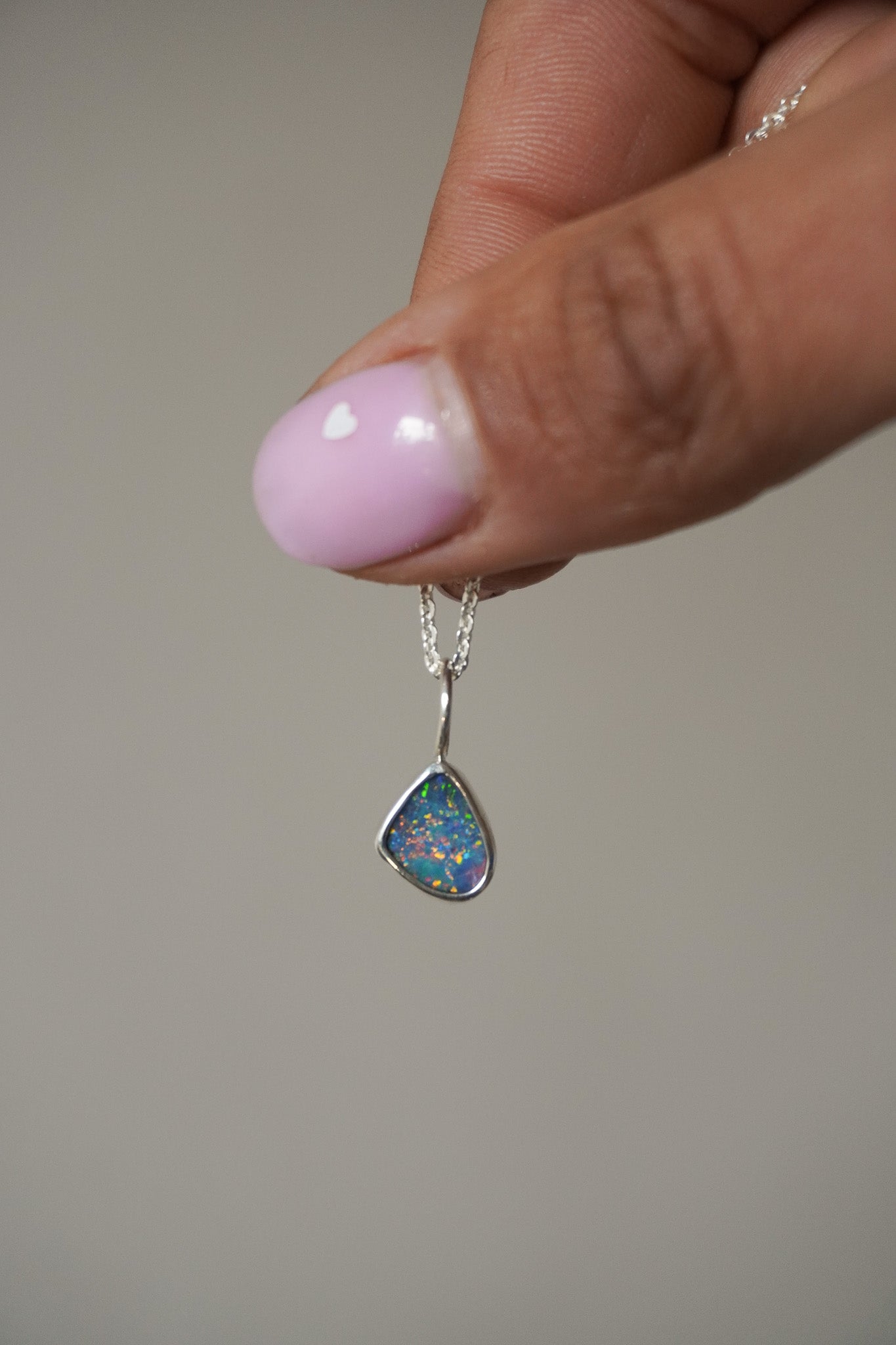 Colar doblete ópalo australiano