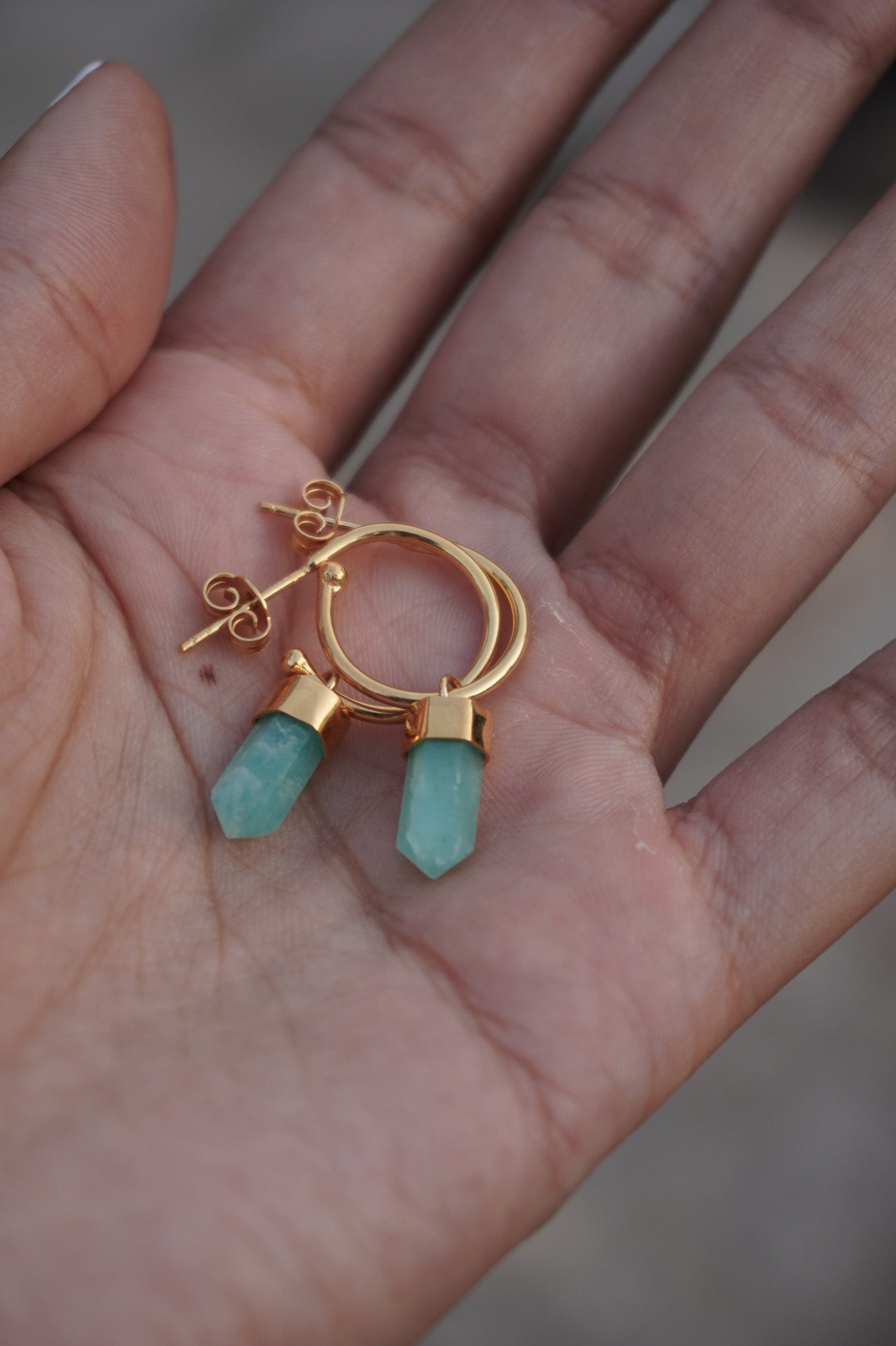 ✨Aros mini puntas amazonita