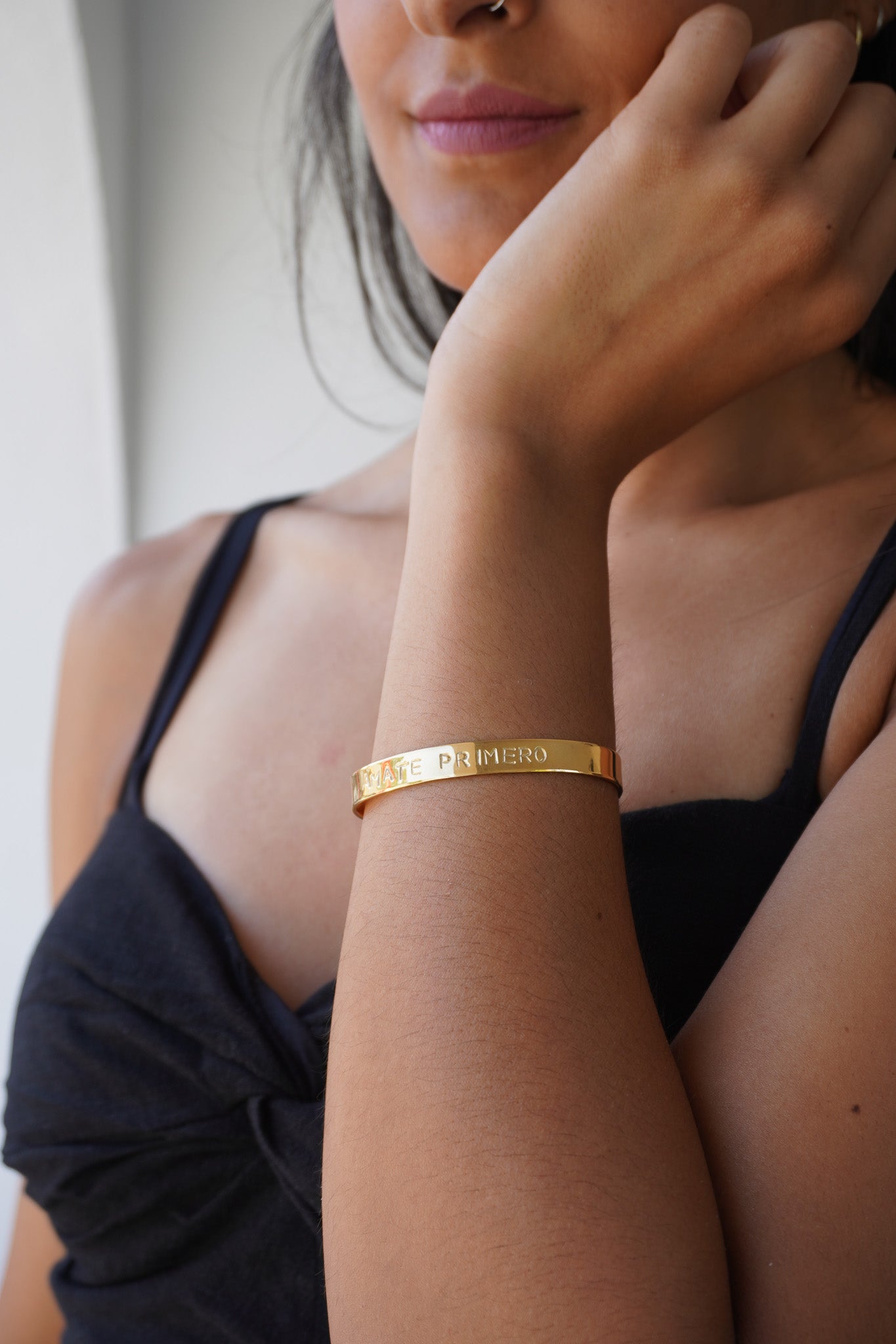 Brazalete ÁMATE PRIMERO (baño de oro)