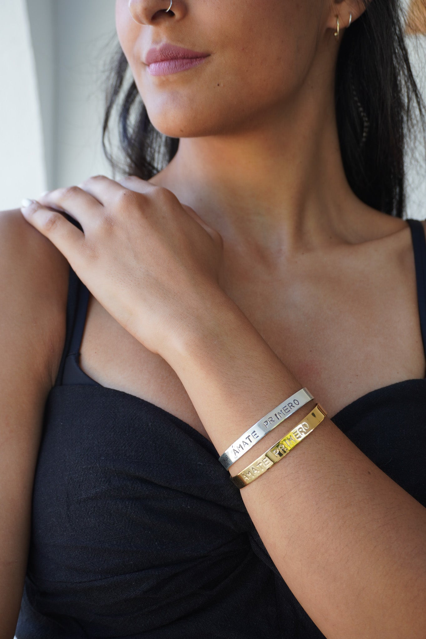 Brazalete ÁMATE PRIMERO (baño de oro)