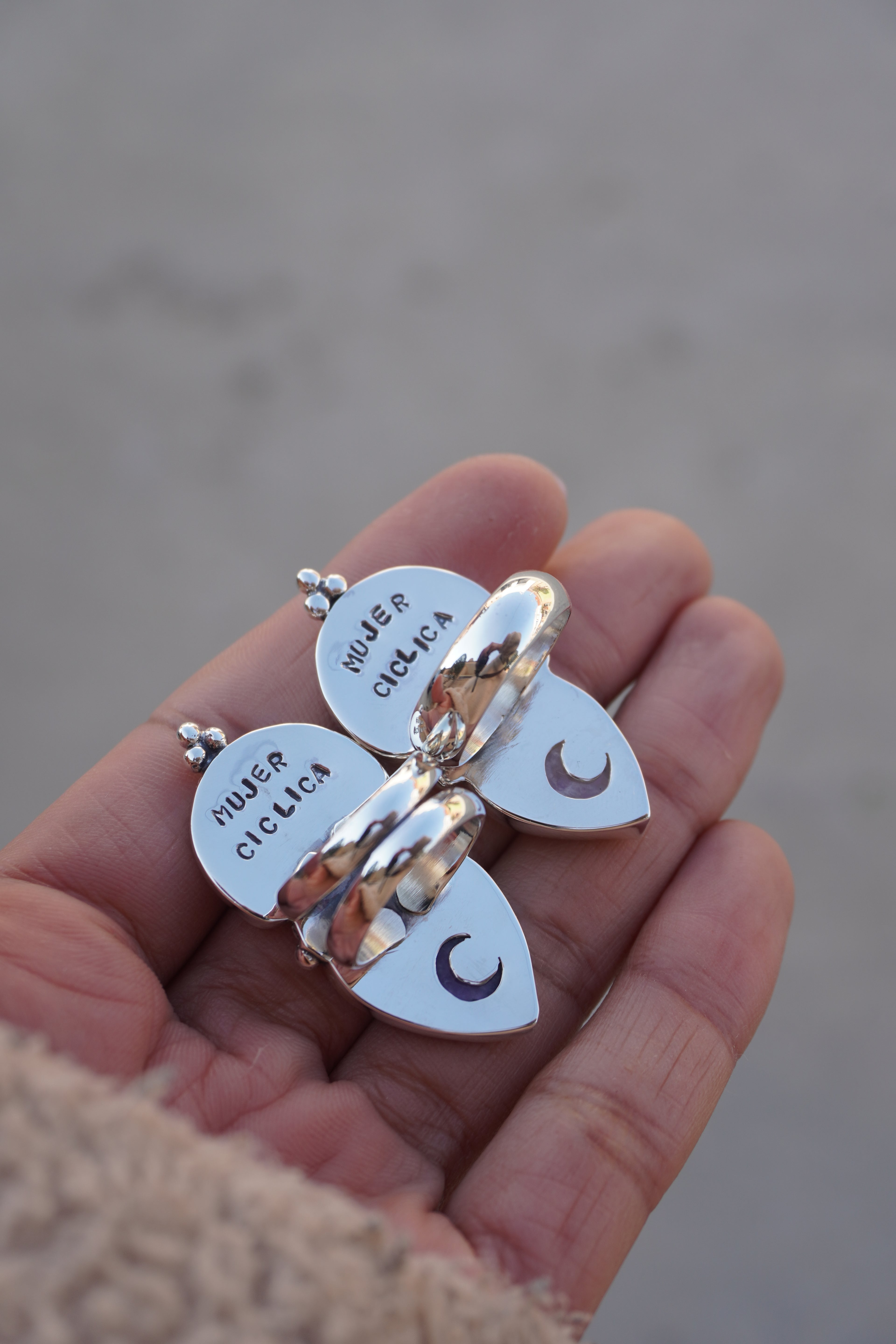 Anillo mujer cíclica charoita  (Talla 13)