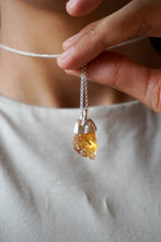 Cargar imagen en el visor de la galería, 🌞 COLLAR CITRINO EN BRUTO
