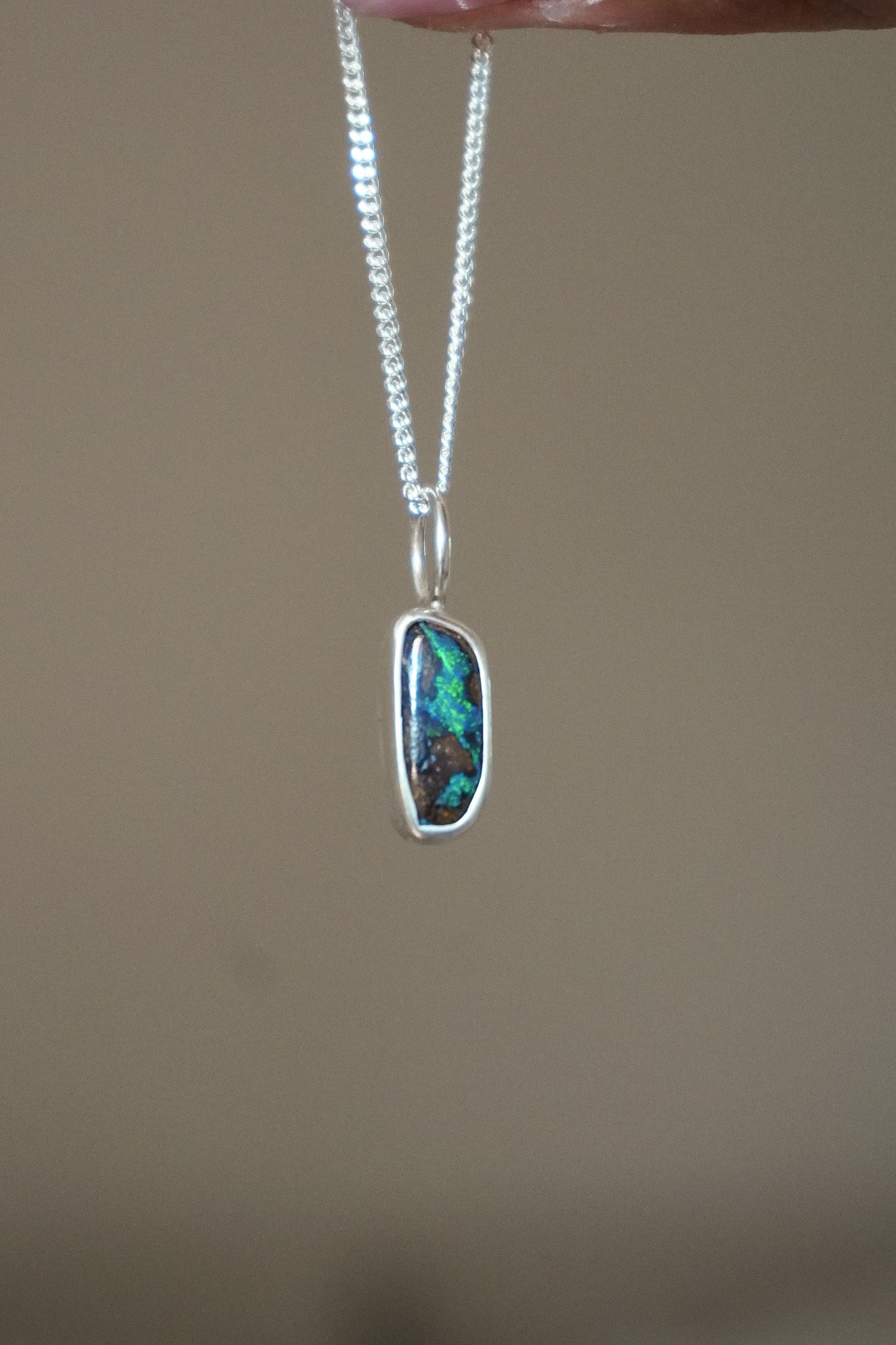 Collar Ópalo Boulder 2