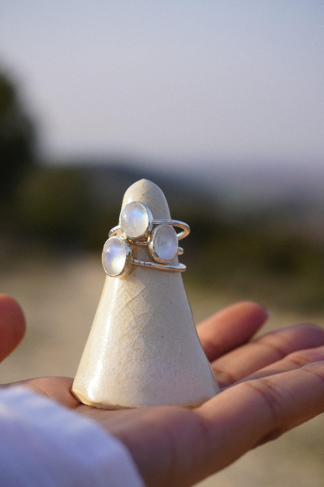 Anillo piedra luna