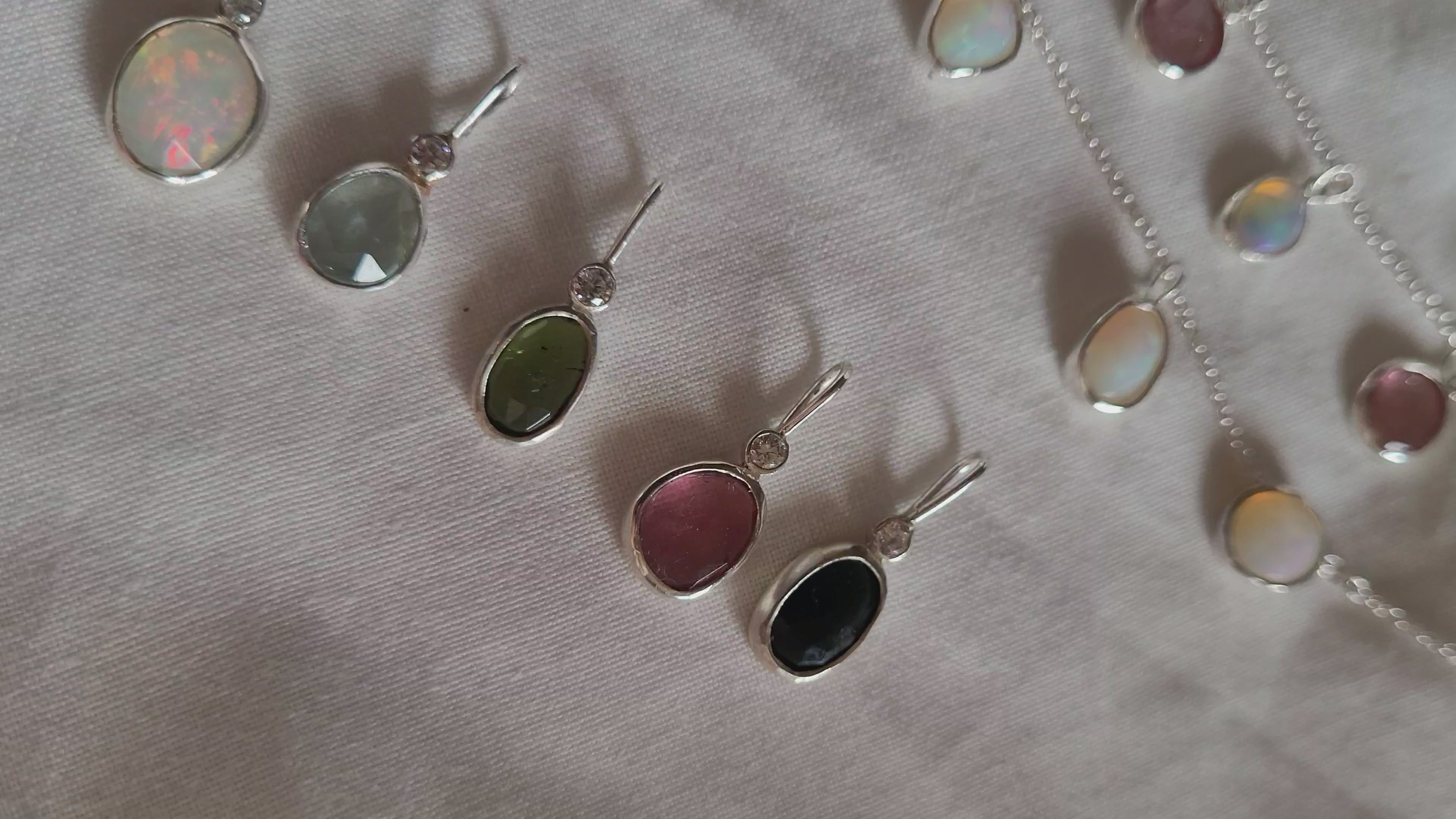 Collar ópalos etíopes