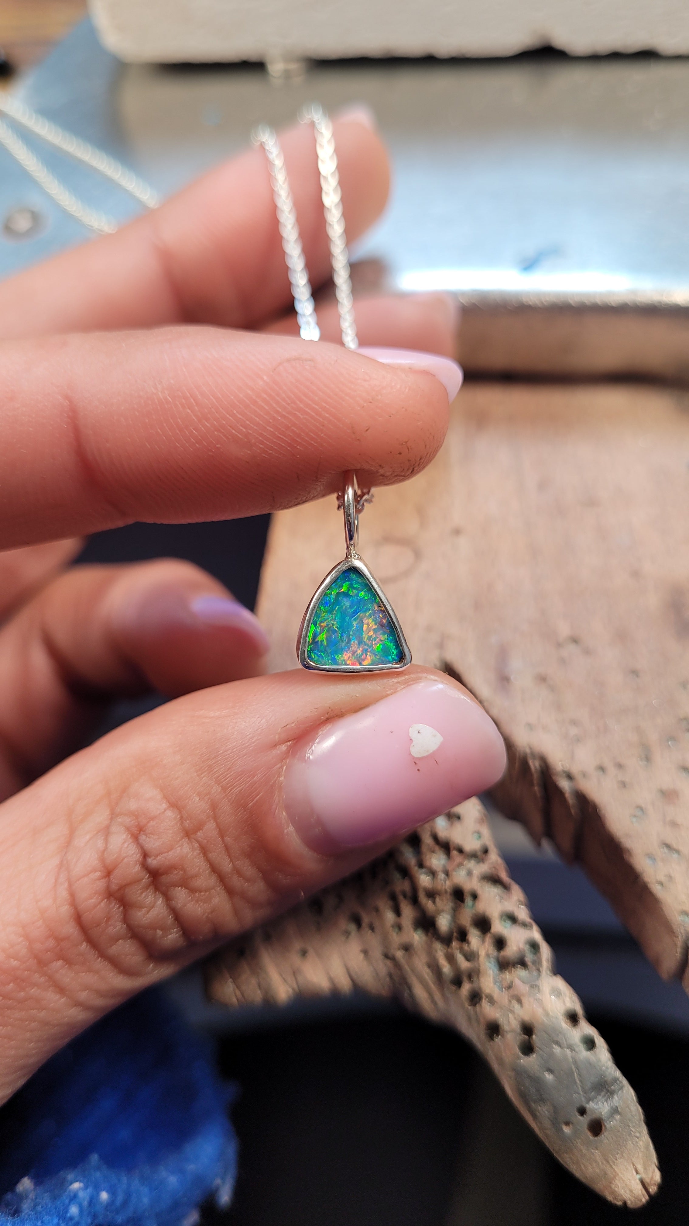 Collar doblete ópalo australiano